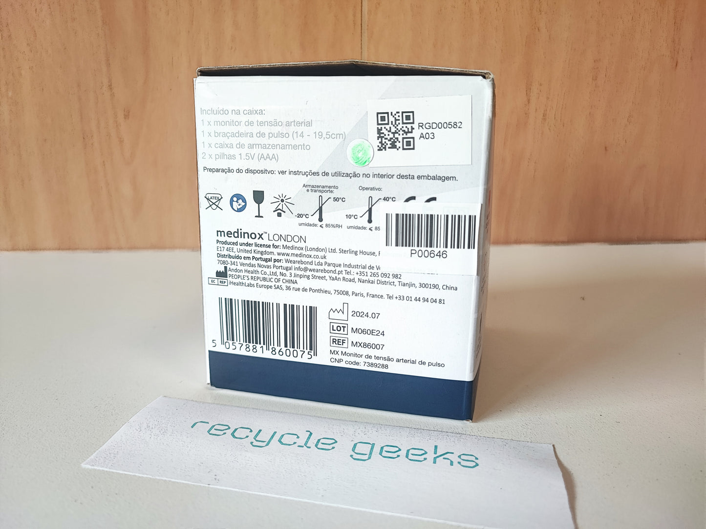 Medidor Tensão Arterial MX Health Medinox Wrist (MX86007) Estado: Novo