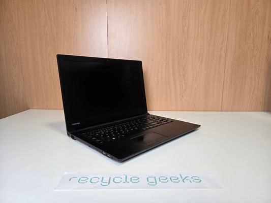 Portátil Toshiba SATELLITE PRO R50-C-167 Intel Core i3-6006U 8GB RAM DDR3 240GB SSD SATA Teclado PT Portugal Win 10 Estado: Razoável - C