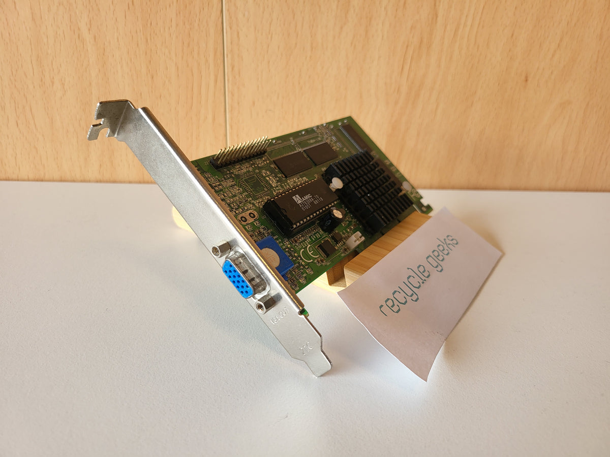 NVidia Riva TNT2 M64 AGP (Verde) — Grade B
