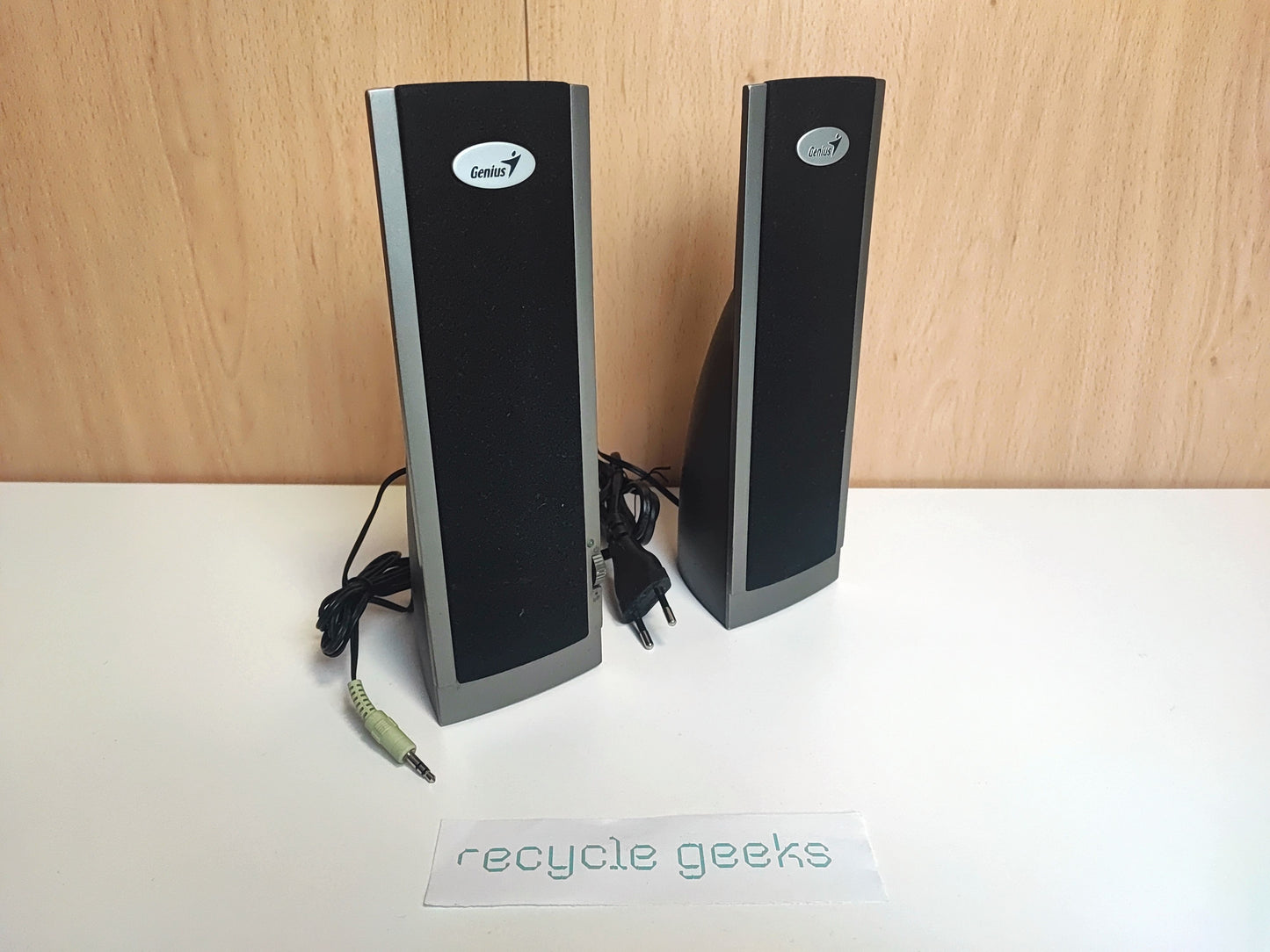 Colunas Genius SP-J06 Estado: Muito Bom - B