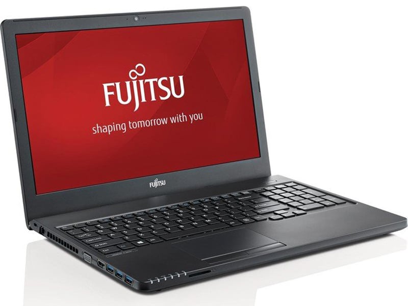 Portátil Fujitsu LIFEBOOK A555 i3-5005U 4GB RAM DDR3 120GB SSD Win 10 | Estado: Muito Bom