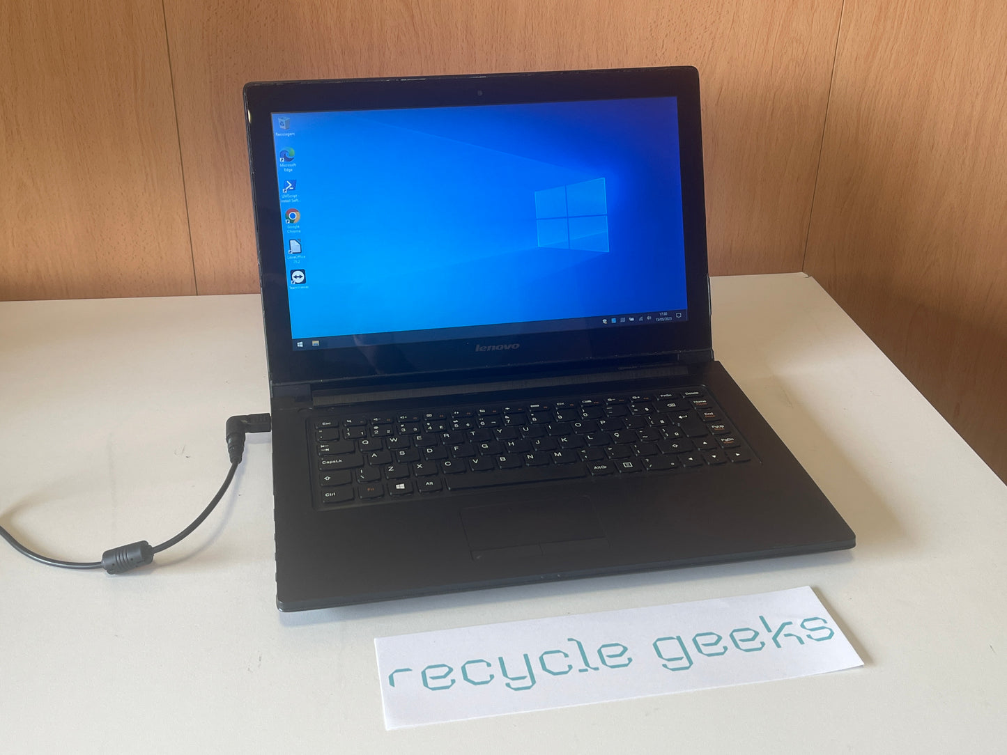 Portátil Lenovo Essential G400s Touch Intel® Core™ i7-3632QM Laptop 35,6 cm (14") Tela touchscreen 8GB DDR3 240GB SSD Win 10 | Estado: Satisfatório