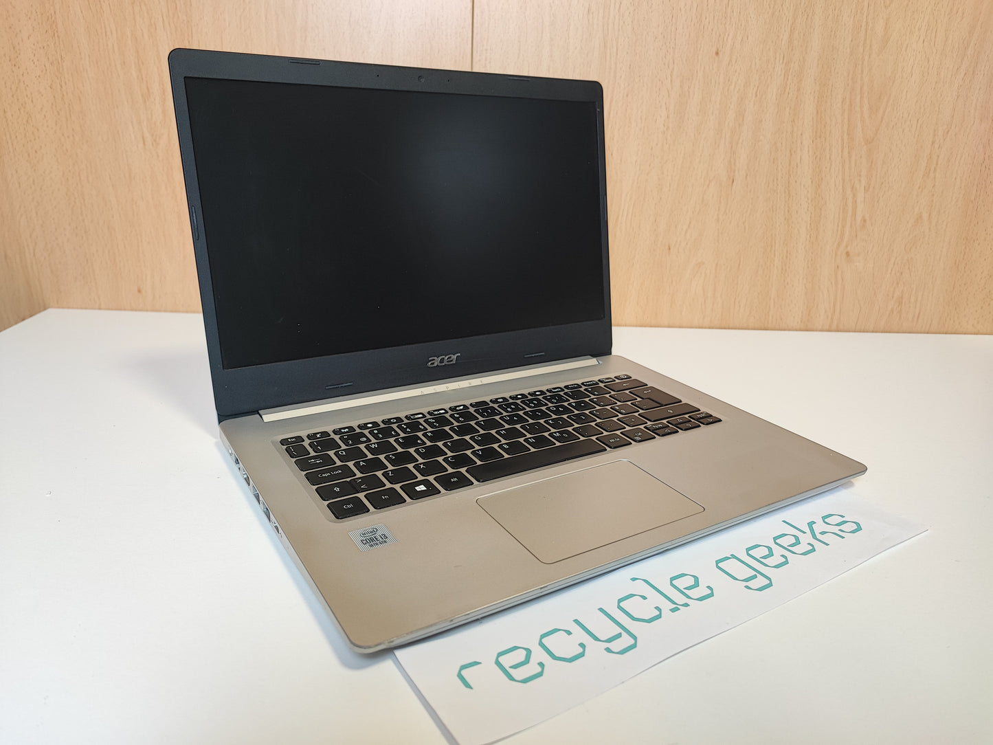 ACER ASPIRE 5 A514-52-338R 14'' i3 10110U 8GB Ram 256GB SSD | Estado: Muito Bom