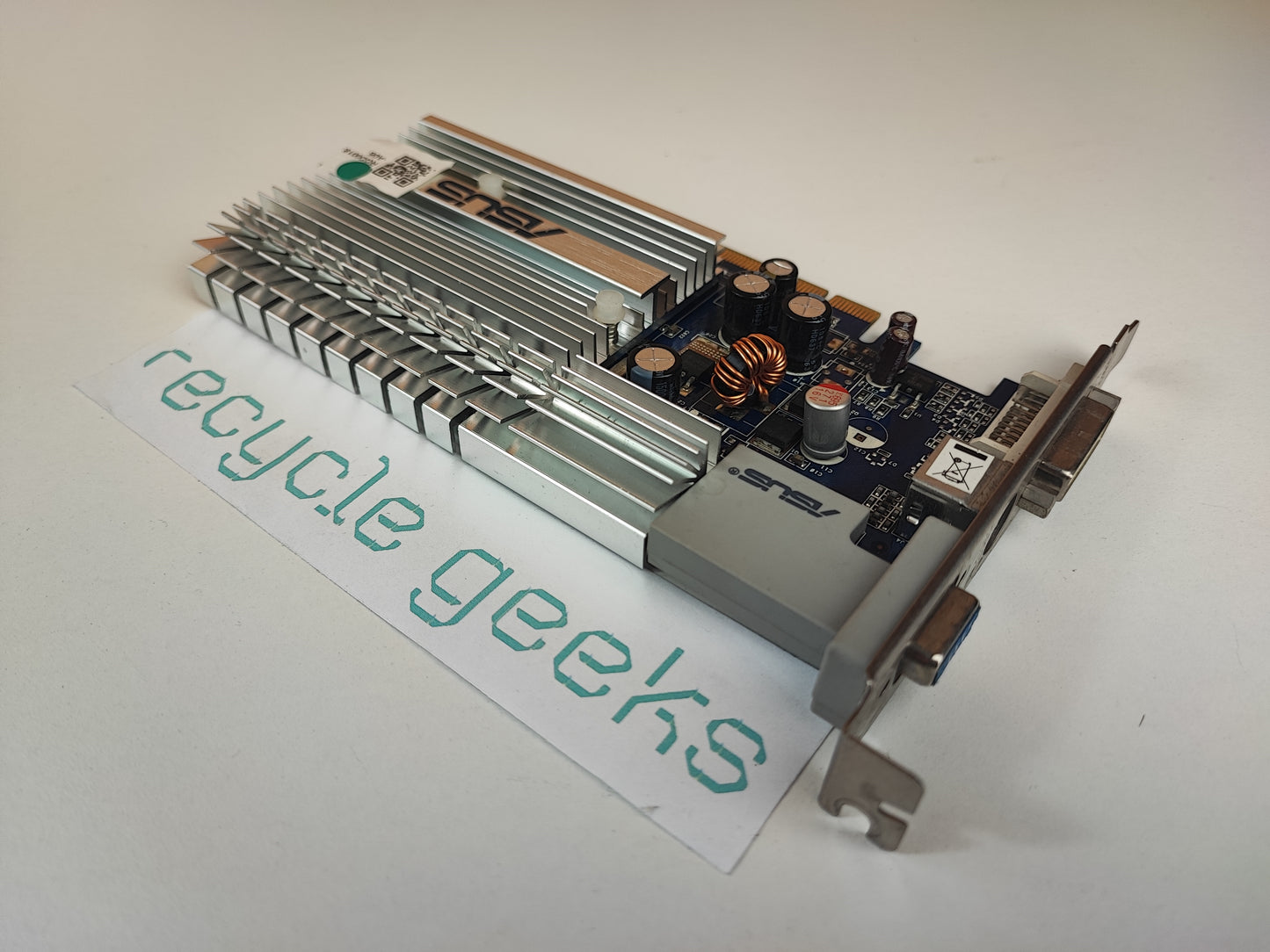 Placa Gráfica Asus EN7300LE 256MB