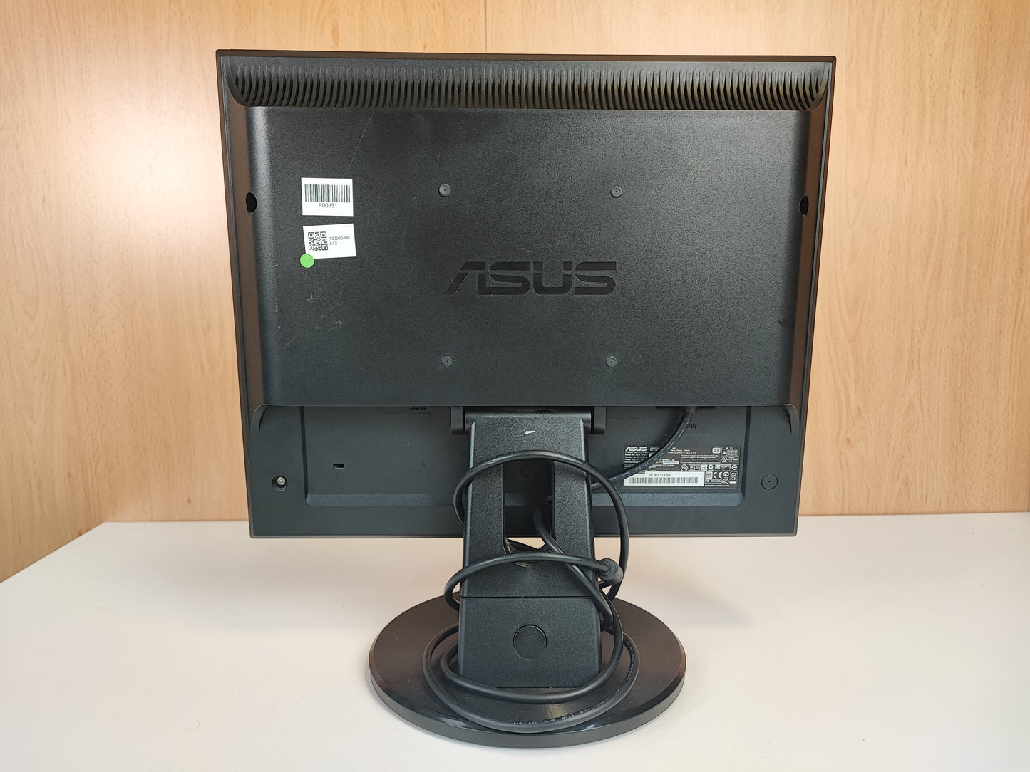 Monitor Asus VB171 Estado: Muito Bom - B