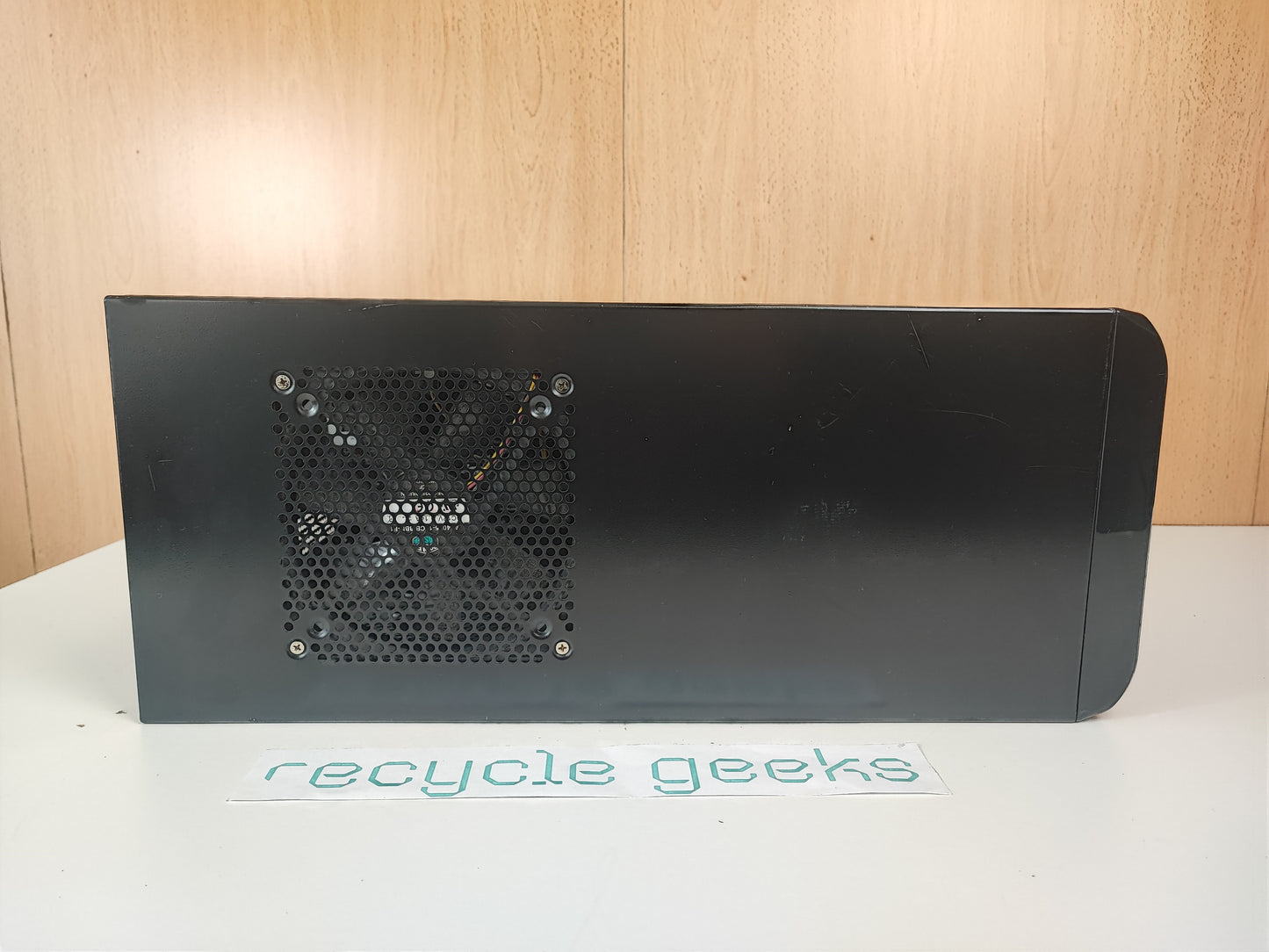 Computador Custom Intel Core i5-2500K 8GB DDR3 1TB HDD Linux Mint Estado: Razoável - C