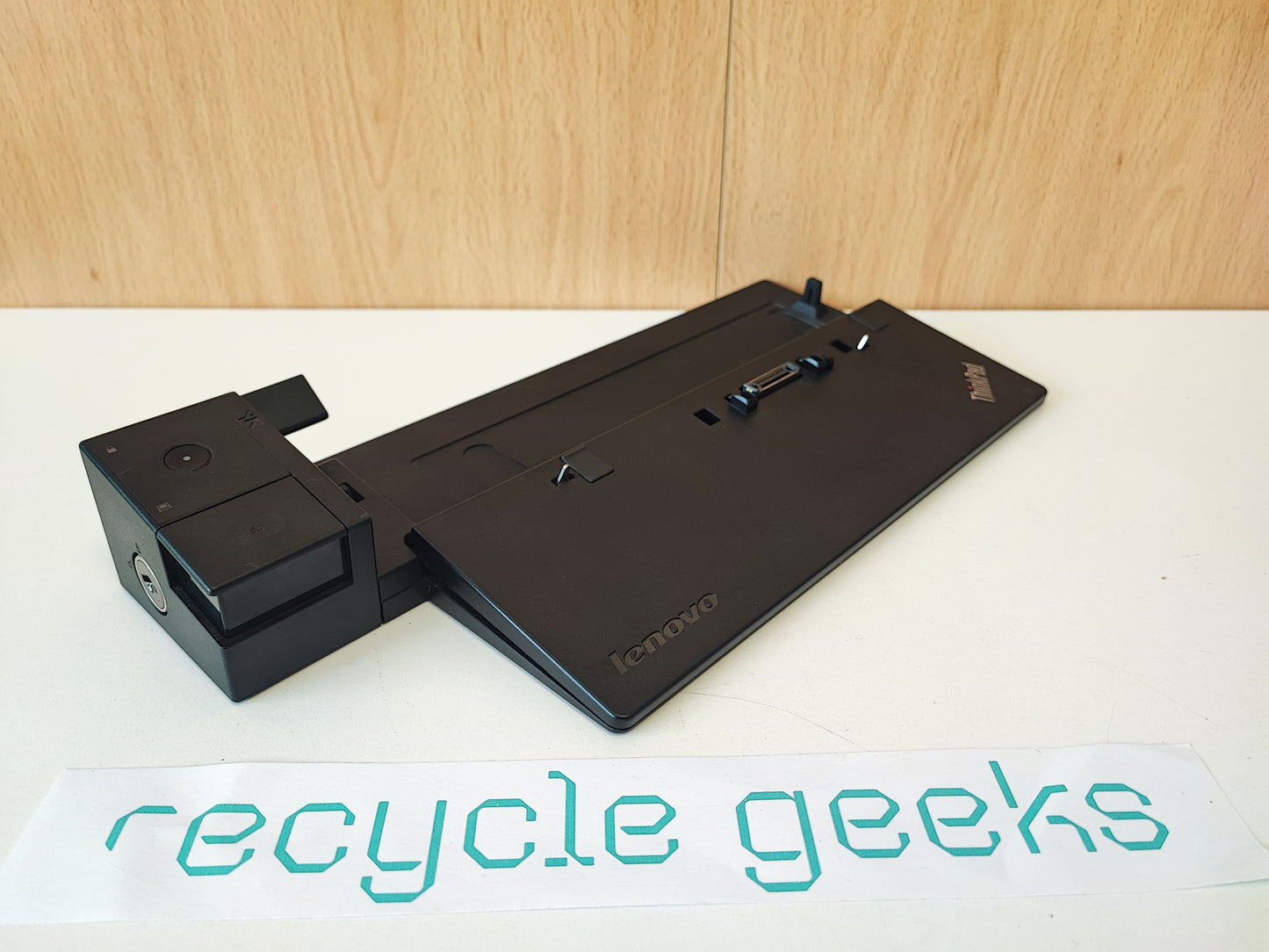 Dock Lenovo ThinkPad Pro Dock Estado: Excelente - A