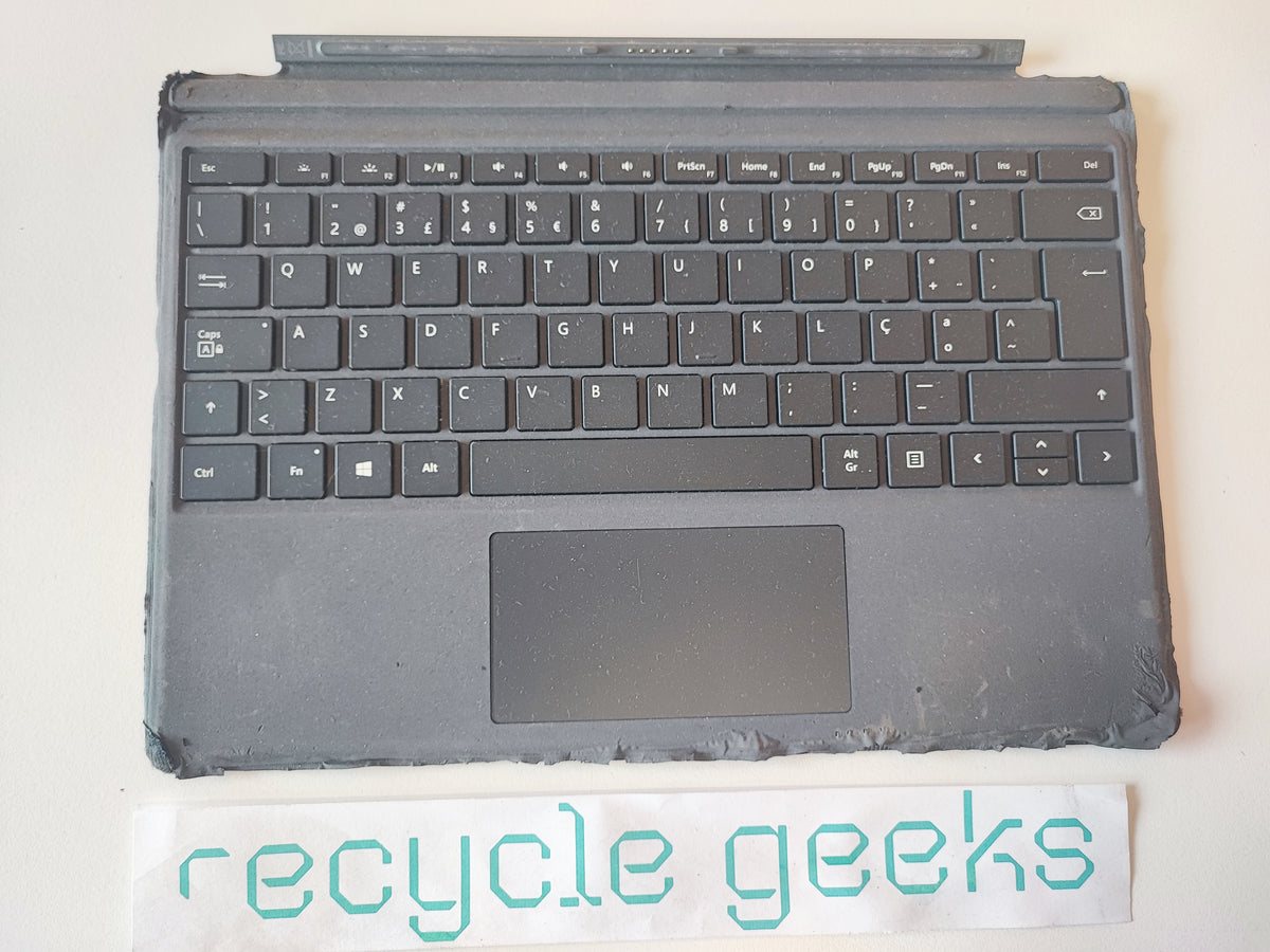 Teclado Microsoft Capa Teclado Surface Pro (Preto) — Condição: Mau