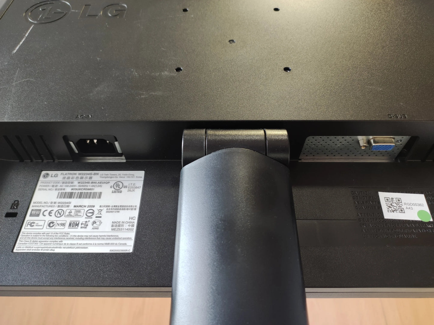 LG W2234S monitor de ecrã 55,9 cm (22") 1680 x 1050 pixels Preto