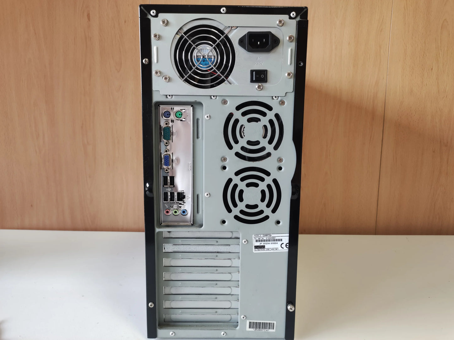 Tsunami ViperComputador Fixo Intel Core 2 Duo E8400 1GB 1TB HDD Estado: Razoável - C