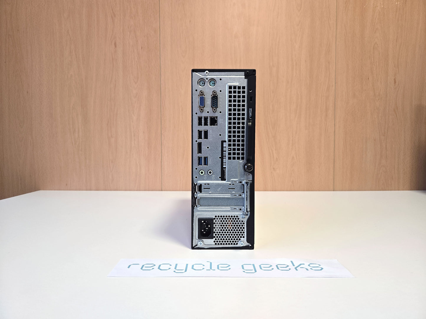 HP ProDesk 400 G3 SFF Desktop Computer, Intel Core i5-6500, 4GB DDR4 RAM, 500GB HD. Condition: Very Good - B