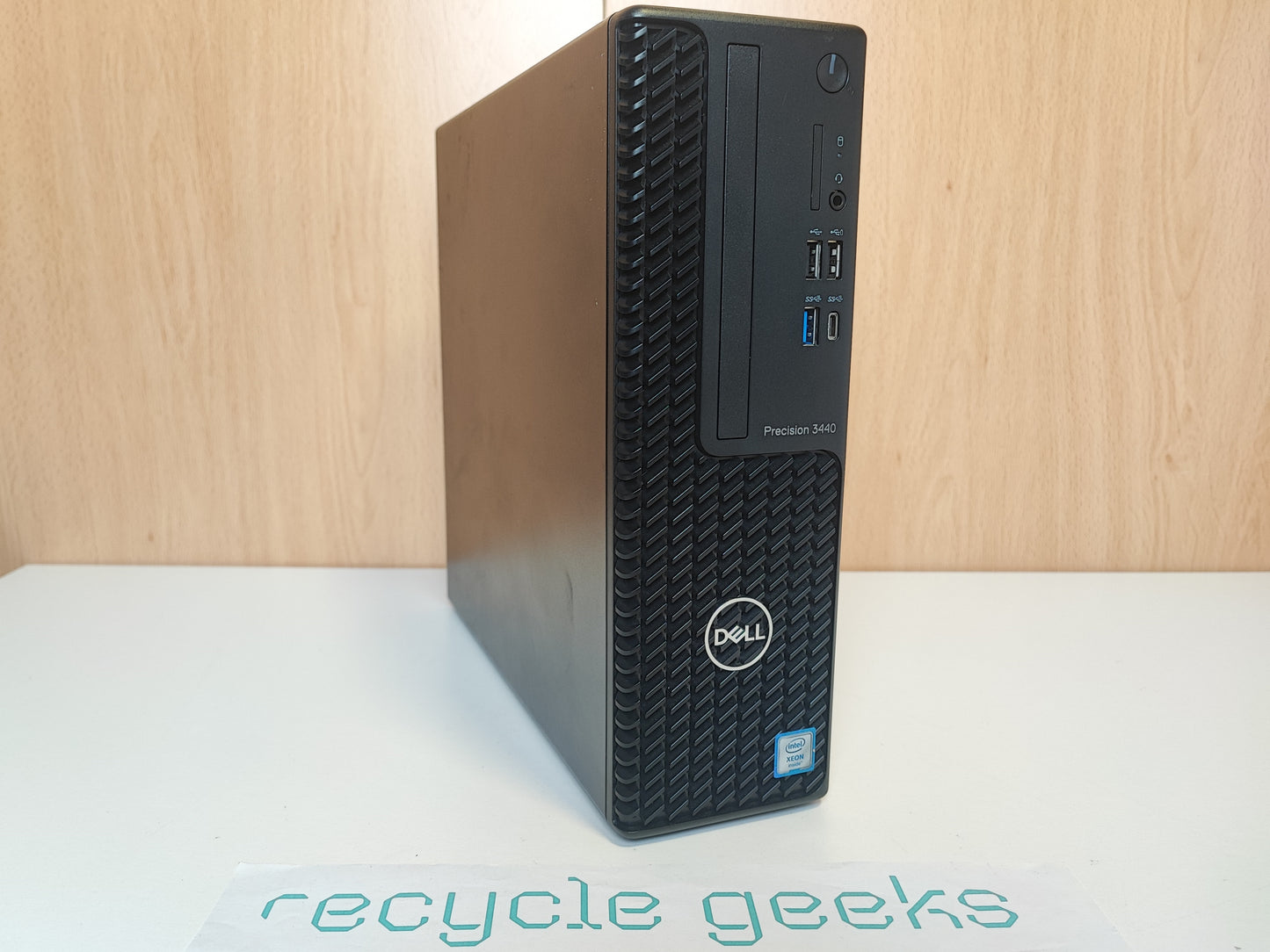 Dell Precision Tower 3440 Xeon W-1250 16GB Ram 256GB NVMe 1TB HDD nVidia Quadro P1000