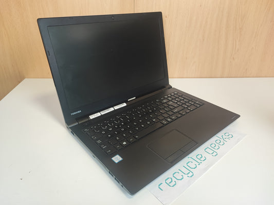 Toshiba SATELLITE PRO R50-C-167 Notebook, Intel Core i3-6006U, 240GB DDR3 RAM, 240GB SATA SSD, Portuguese (Portugal) Keyboard. Condition: Fair - C
