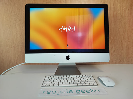 Computador Fixo Apple iMac 2017 (18,2) A1418 Intel Core i5 7400 8GB RAM DDR4 1TB SSD SATA