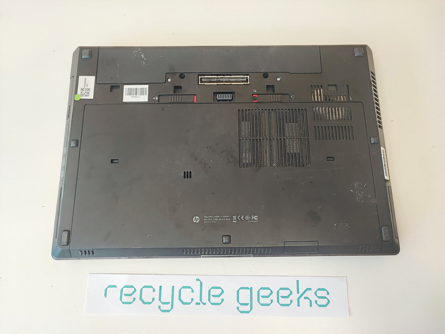 Portátil HP EliteBook 8570w Intel Core i7-3720QM 16GB RAM DDR3 240GB SSD SATA Teclado PT Portugal Estado: Muito Bom - B