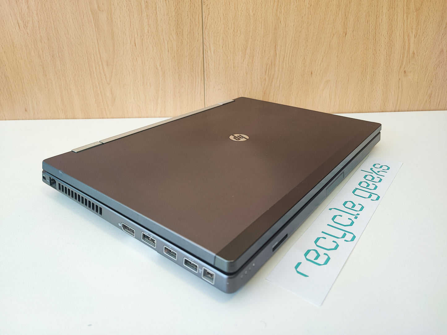 Portátil HP EliteBook 8570w Intel Core i7-3720QM 16GB RAM DDR3 240GB SSD SATA Teclado PT Portugal Estado: Muito Bom - B