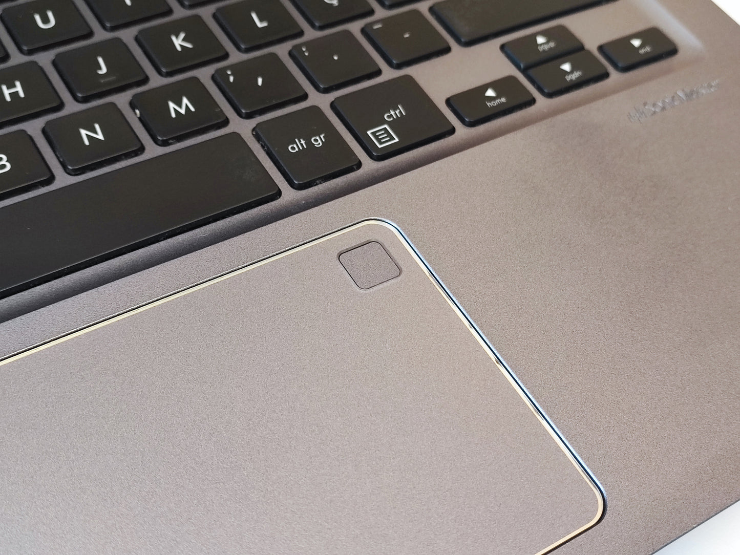 Portátil Asus VivoBook S S410UN Intel Core i5-8250U 8GB RAM DDR4 128GB SSD SATA Teclado PT Portugal Estado: Muito Bom - B