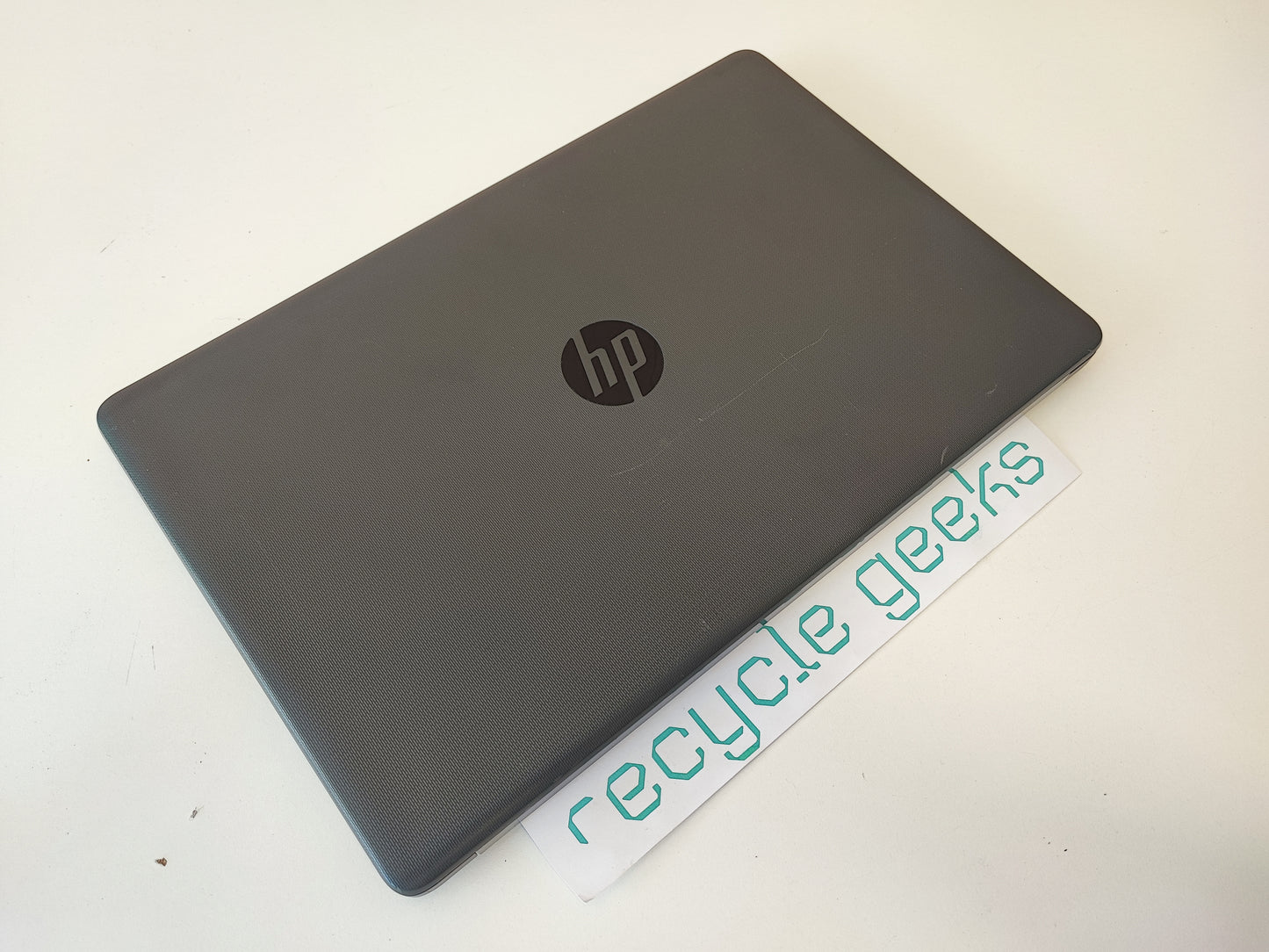 Portátil HP 250 G7 Intel i5-8265U 8GB Ram 128GB SSD Teclado PT Win 11 Estado: Muito Bom - B
