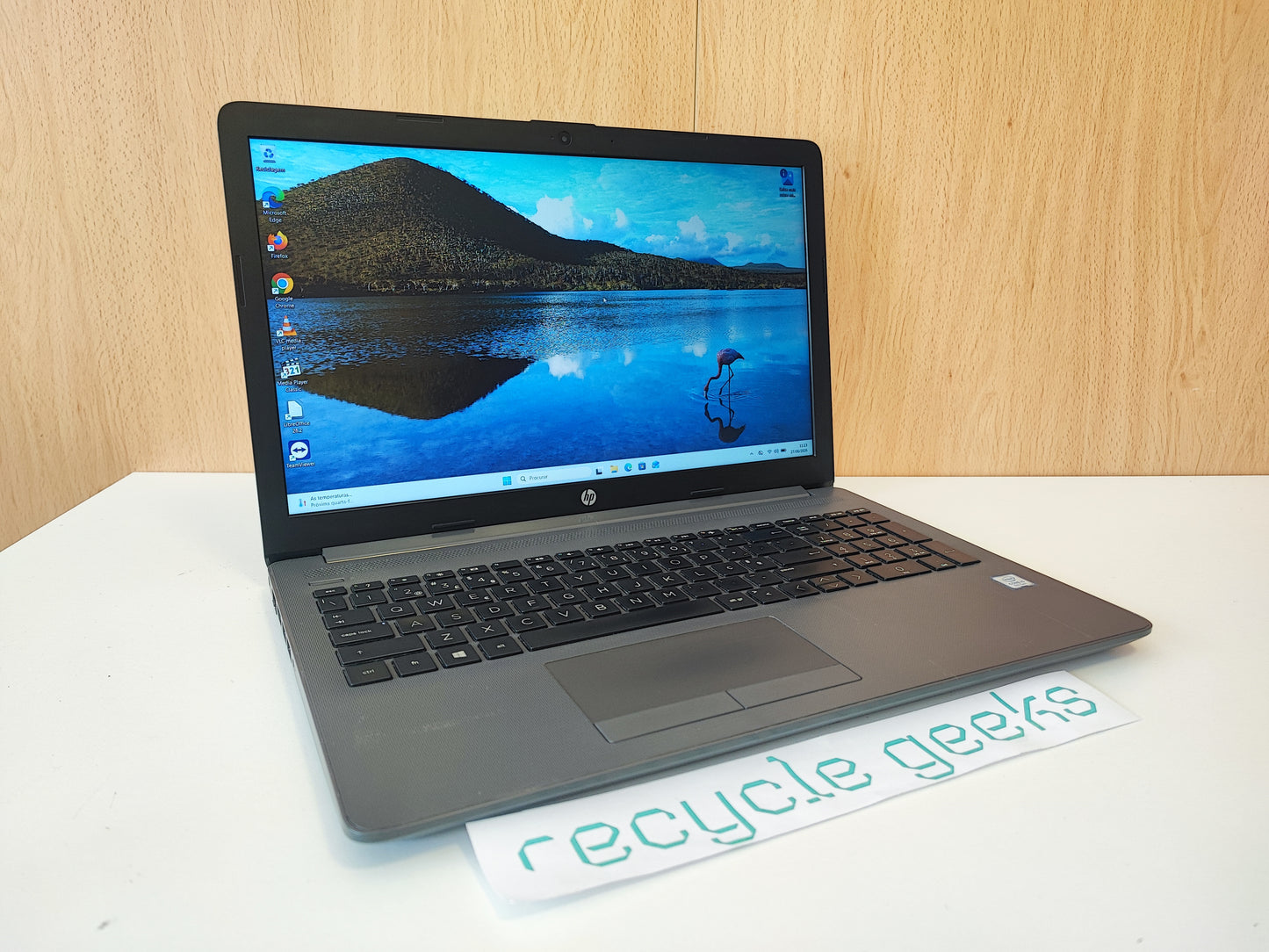 Portátil HP 250 G7 Intel i5-8265U 8GB Ram 128GB SSD Teclado PT Win 11 Estado: Muito Bom - B