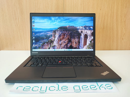 Portátil Lenovo Thinkpad T440s i5 4200U 8GB RAM 128GB SSD Teclado PT Portugal Win 11 Estado: Muito Bom - B