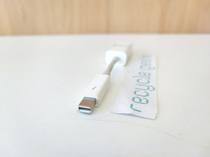 Apple Thunderbolt to Gigabit Ethernet A1433 Condition: Excellent - A