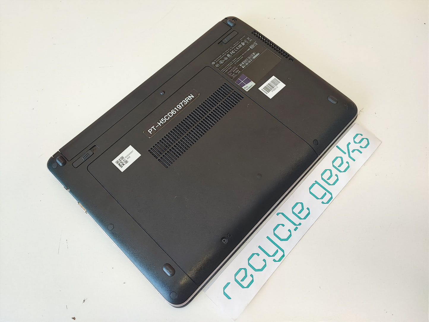 HP ProBook 430 G3 Intel i3-6100U 8GB Ram 128GB SSD Teclado PT Win 11 Estado: Muito Bom - B
