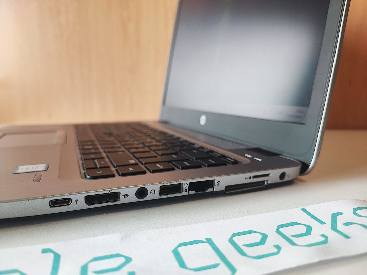 HP EliteBook 840 G3 Intel i5-6500U 8GB Ram 128GB SSD Teclado PT Win 11 Estado: Muito Bom - B