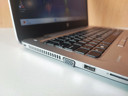 HP EliteBook 840 G3 Intel i5-6500U 8GB Ram 128GB SSD Teclado PT Win 11 Estado: Muito Bom - B