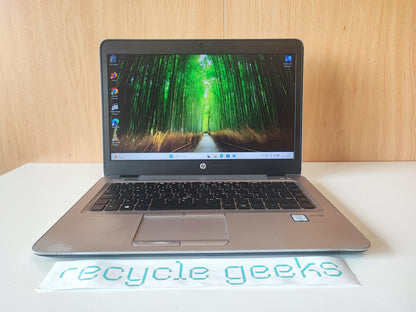 HP EliteBook 840 G3 Intel i5-6500U 8GB Ram 128GB SSD Teclado PT Win 11 Estado: Muito Bom - B