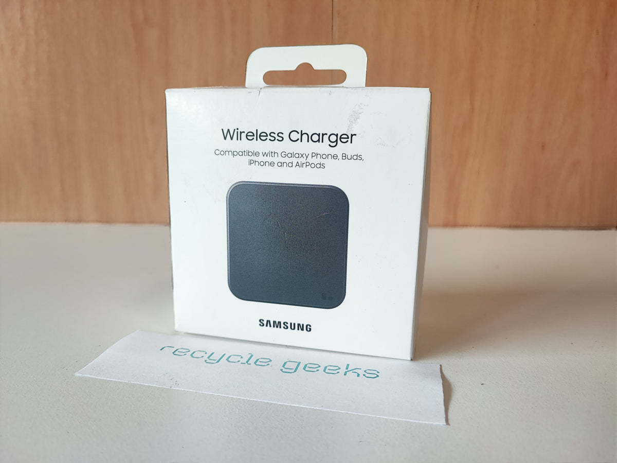 Samsung Wireless Charger EP-P1300 9W (Preto) — Grade A