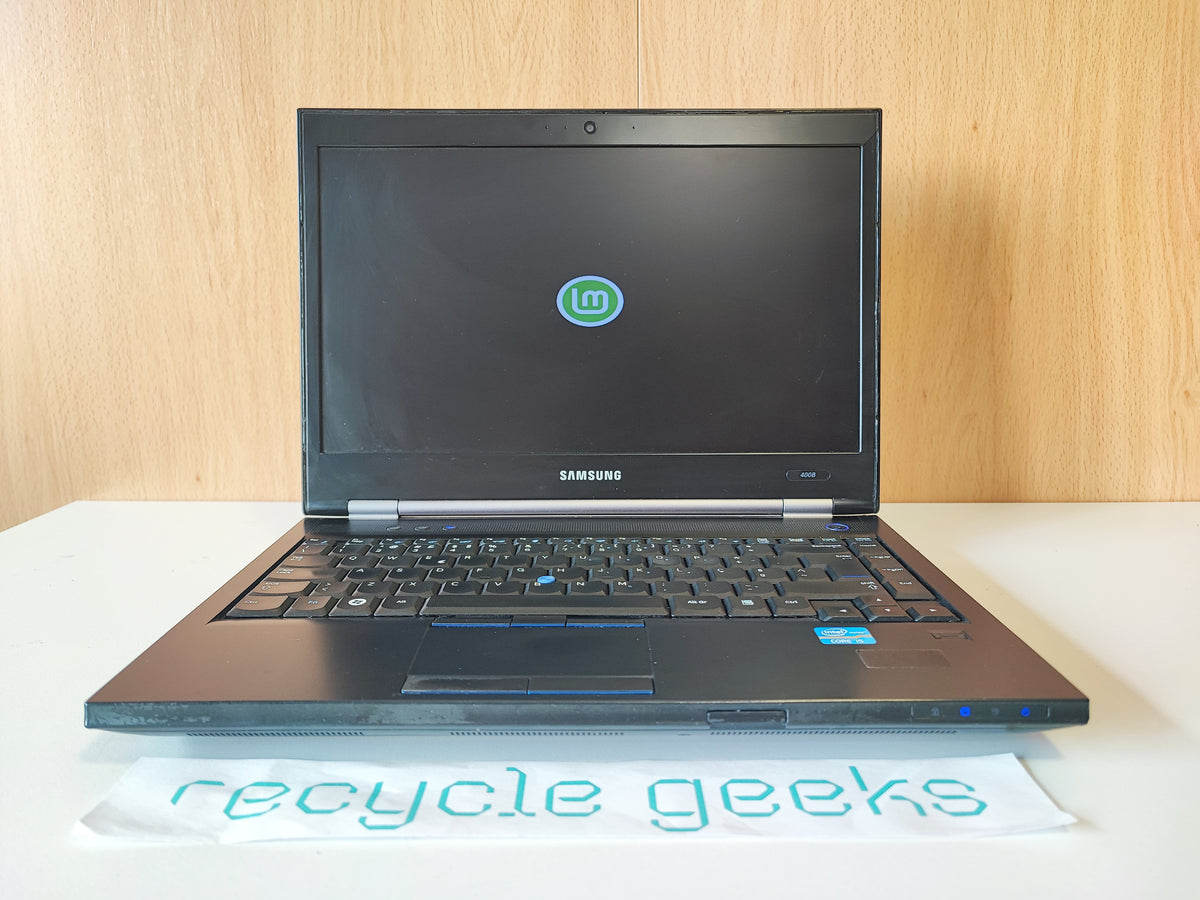 Samsung NP400B4B (Preto) — Grade C
