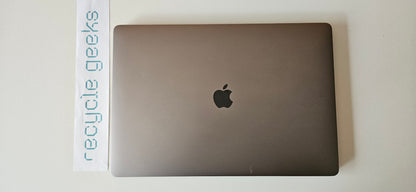Portátil Apple Macbook Pro A2141 i9 9980HK 64GB RAM DDR4 1TB NVMe Teclado PT Portugal Estado: Excelente - A