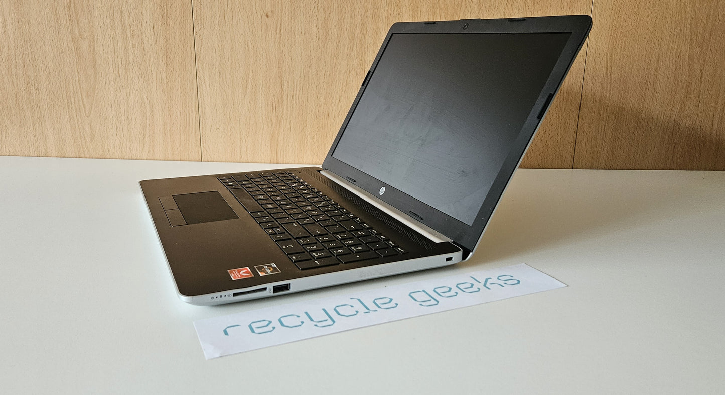 Portátil HP 15-db1xxx AMD Ryzen 7 3700U 16GB RAM 480GB SSD SATA Teclado PT Portugal Estado: Muito Bom - B