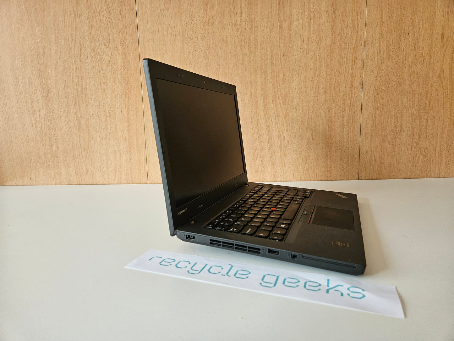 Portátil Lenovo Thinkpad L450 intel core i5-5200U 8GB RAM DDR3 256GB SSD SATA Teclado PT Portugal Estado: Muito Bom - B