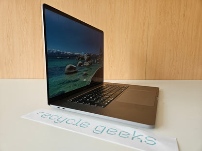 Portátil Apple Macbook Pro A2141 Intel Core i9 64GB RAM DDR4 1TB SSD | Bateria Excelente | Teclado PT | Estado: Muito Bom - B