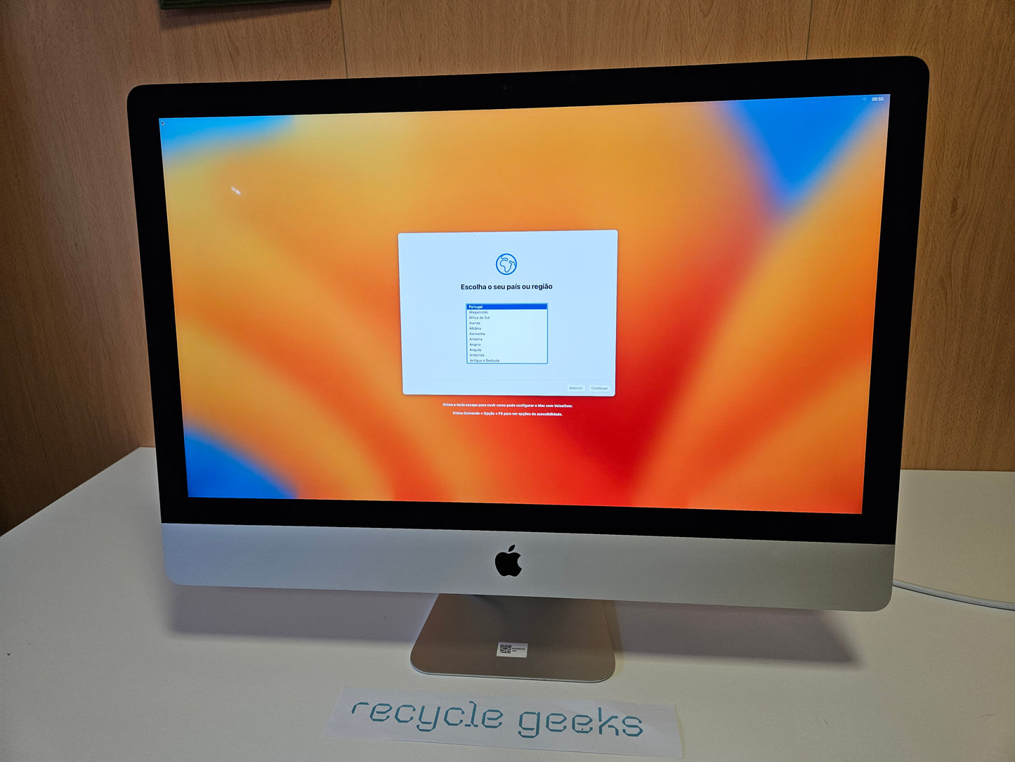 Apple iMac A1419 2017 Desktop Computer, i5-7500, 8GB DDR3 RAM, 1TB SSD. Condition: Very Good - B