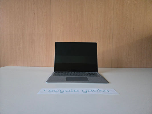 Microsoft Surface Laptop 3 13.5” i5-1035G7U 8GB Ram 256GB NVMe Win 11 Pro Cinzento | Estado: Excelente