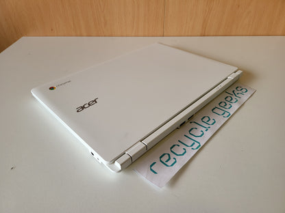 Acer Chromebook 13 CB5-311  Nvidia Tegra K1 4GB Ram 32GB eMMC Chrome OS (white) — Condição: Muito Bom