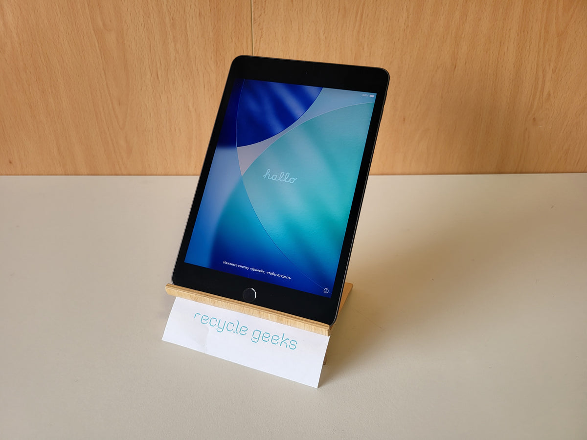 Apple iPad mini (5ª geração) A2133 (Cinzento Sideral) — Grade B