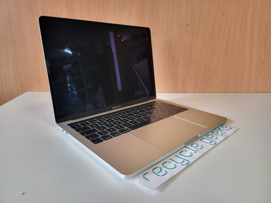 Apple Macbook Pro 2019 A2159 i5 8GB Ram 256GB SSD macOS Sequoia (silver)