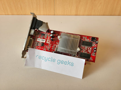 Placa Gráfica ATI Radeon 9200 SE 128MB AGP (Preto) — Grade B