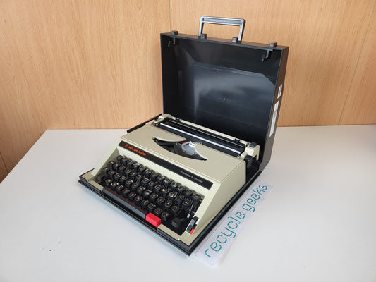 Máquina de Escrever IMC Rover 5000 Confort Matic 197x (black) — Condição: Excelente