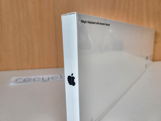 Apple Magic Keyboard with Numeric Keypad A1843 MQ052D/A Alemão (white) — Condição: Excelente