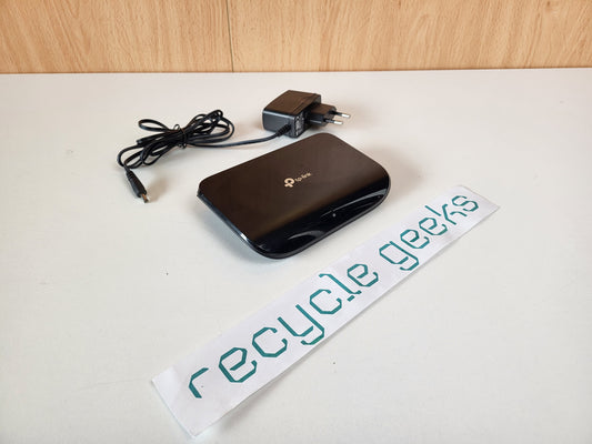 Router TP-Link TL-SG1005D (black) — Condição: Muito Bom