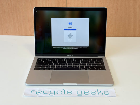 Apple Macbook Pro A1989 2019 Touch i5 16GB Ram 256GB macOS Sequoia (silver) — Grade A
