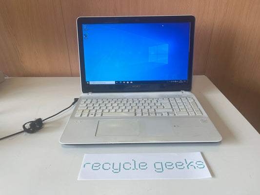 Portátil Sony Vaio SFV152A29M i3 3217u 6GB RAM DDR3 1TB HDD Teclado PT Portugal Estado: Satisfatório