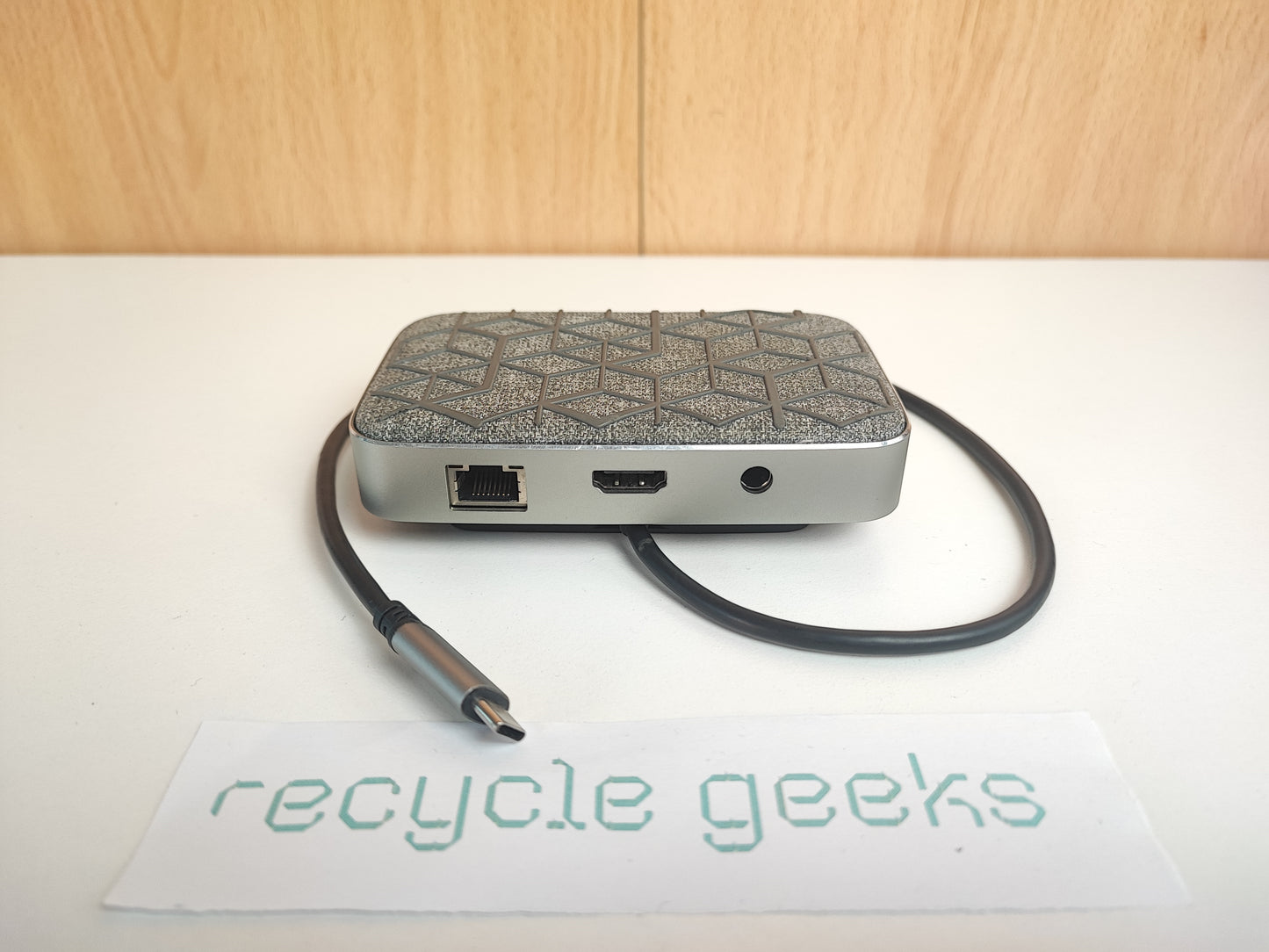 Moshi Symbus Q Compact USB-C Dock with Wireless Charging