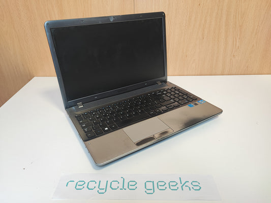 Portátil Samsung NP350V5C-A02PT Intel Core i5-3210M 6GB DDR3 Teclado PT Portugal Windows 11 Estado: Razoável - C