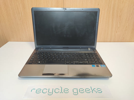 Portátil Samsung NP350V5C-A02PT Intel Core i5-3210M 6GB DDR3 Teclado PT Portugal Windows 11 Estado: Razoável - C