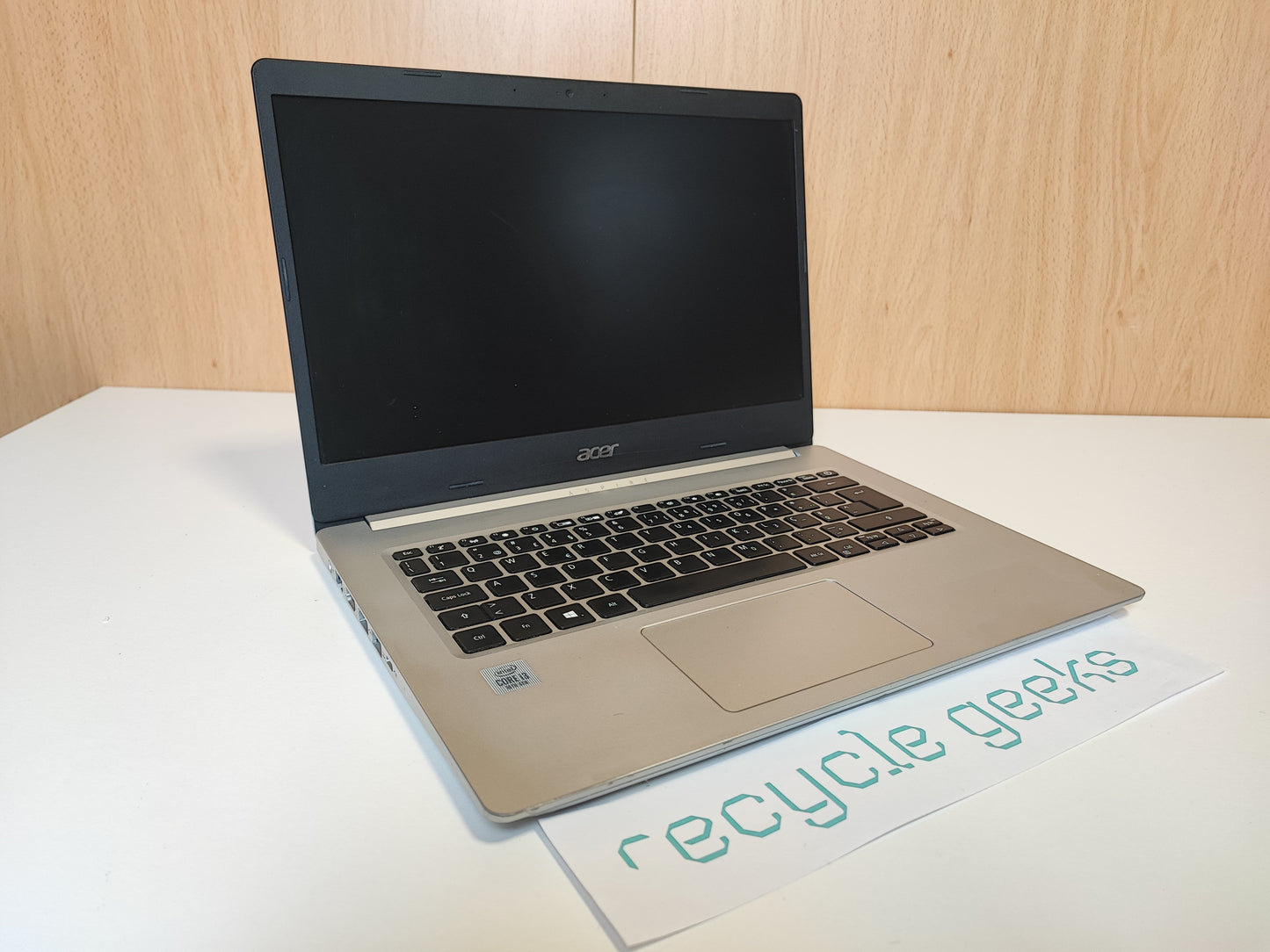 ACER ASPIRE 5 A514-52-338R 14'' i3 10110U 8GB Ram 256GB SSD | Estado: Muito Bom